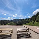 La-haut Au Lacblanc, 3 Pieces, 2 Chambres, Balcon, Cave * Orbey