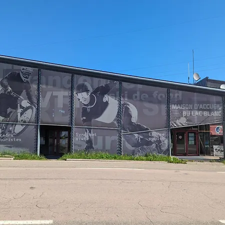 La-haut Au Lacblanc, 3 Pieces, 2 Chambres, Balcon, Cave Daire *